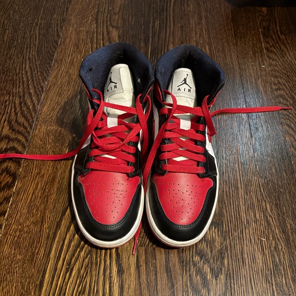 Jordan 1 Red and Black Sneakers - Picture 1 of 3